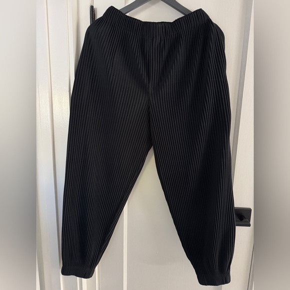 Issey Miyake Homme Plisse Men's MC June Jogger Pants - Size 1 (Black)